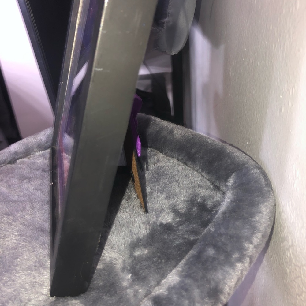 picture set - Picture 2 of 3